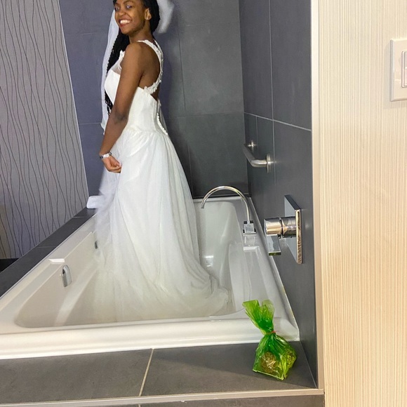 Alfred Angelo Ivory Bridal Gown - Picture 1 of 9